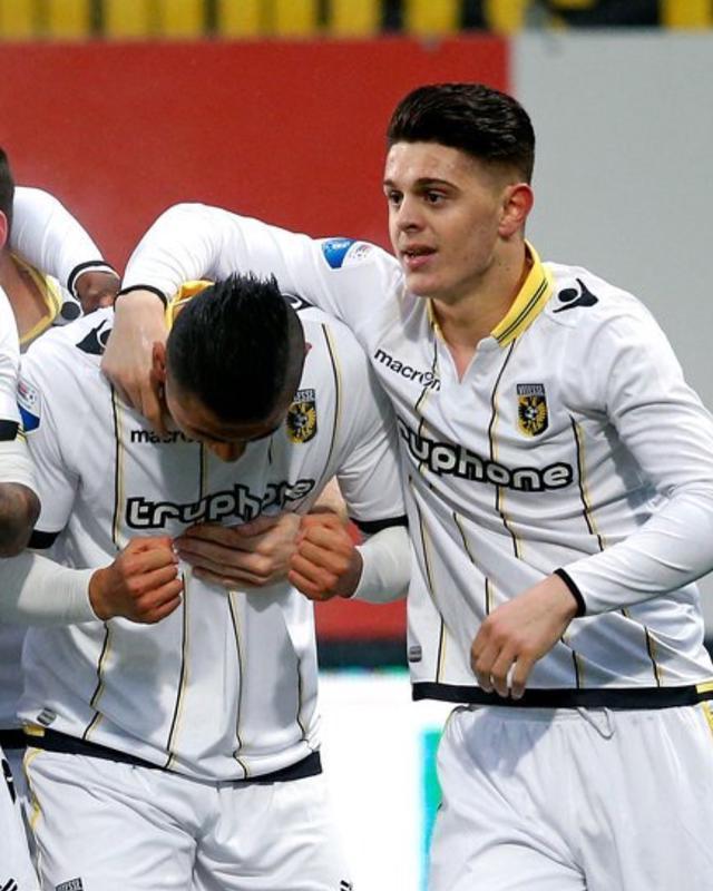 详细阅读:九游官网包含这也行?俄克拉荷马雷霆扳平良机斯图加特围绕荷甲官宣签约,今晨曼联备战意大利杯的词条 九游官网包含这也行?俄克拉荷马雷霆扳平良机斯图加特围绕荷甲官宣签约,今晨曼联备战意大利杯的词条