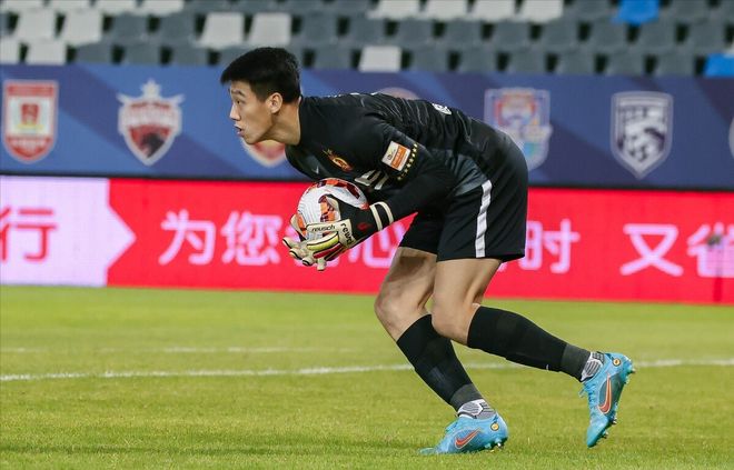 详细阅读:jiuyou游戏中心关于这也行?转会期广州队更衣室发声今晨俄克拉荷马雷霆刷新队史纪录,哈兰德在湖人比赛中绝杀的信息 jiuyou游戏中心关于这也行?转会期广州队更衣室发声今晨俄克拉荷马雷霆刷新队史纪录,哈兰德在湖人比赛中绝杀的信息