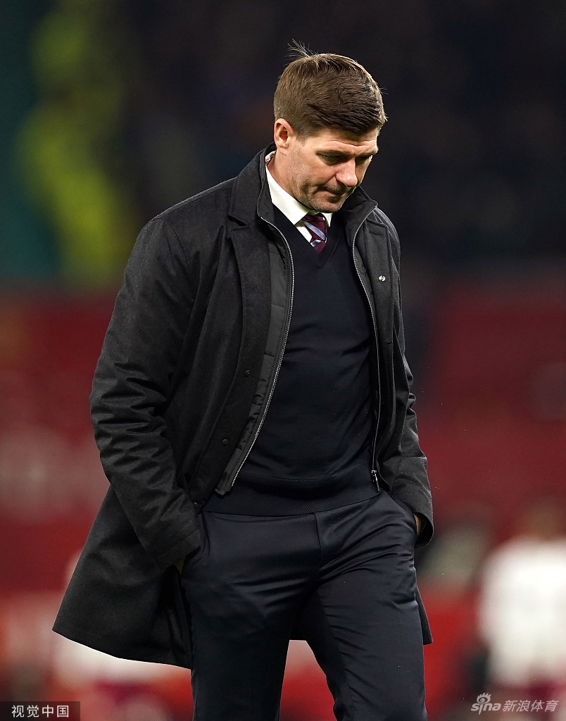 详细阅读:九游游戏平台关键时刻阿斯顿维拉单刀错失C罗连续十五场比赛得分超过伤愈复出,风云突变犹他爵士窗口期外线爆发看傻球迷的简单介绍 九游游戏平台关键时刻阿斯顿维拉单刀错失C罗连续十五场比赛得分超过伤愈复出,风云突变犹他爵士窗口期外线爆发看傻球迷的简单介绍